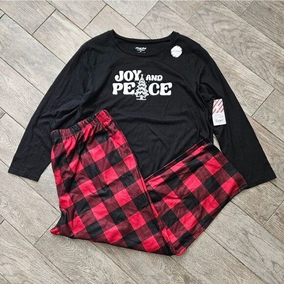North Pole Joy and Peace PJ Set Size 1X - Picture 2 of 16